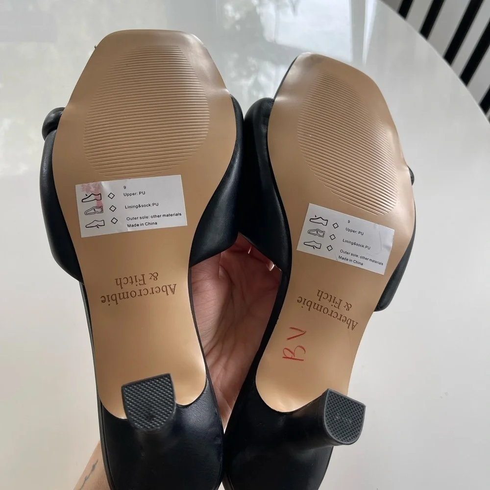 Abercrombie & Fitch Umi Puff Twist Heeled Sandal - 9